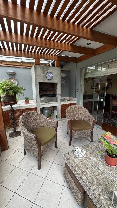 Terraza con parrilla del departamento en Chacarilla, Surco